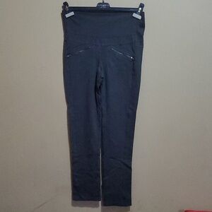 Thyme maternity pants size small